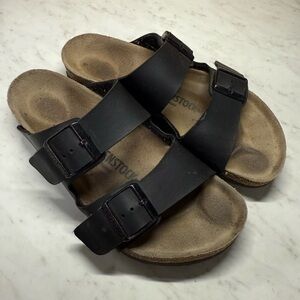 Black Birkenstock Sz 39